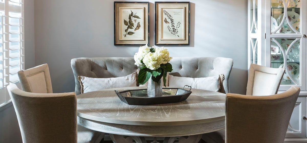 Coastal chic dining room