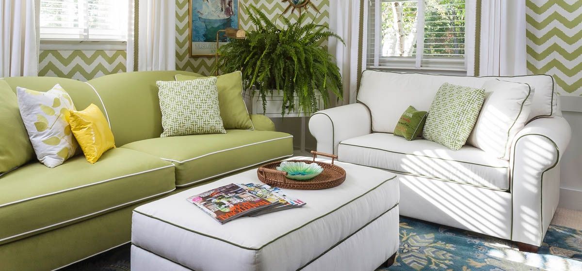 Multipurpose room with visual interest
