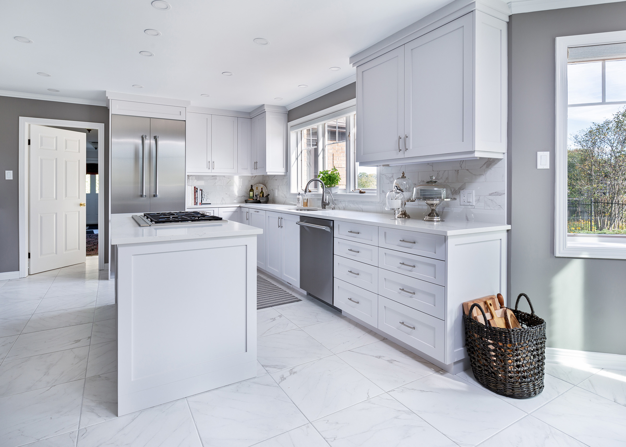 Sleek Modern White Kitchen